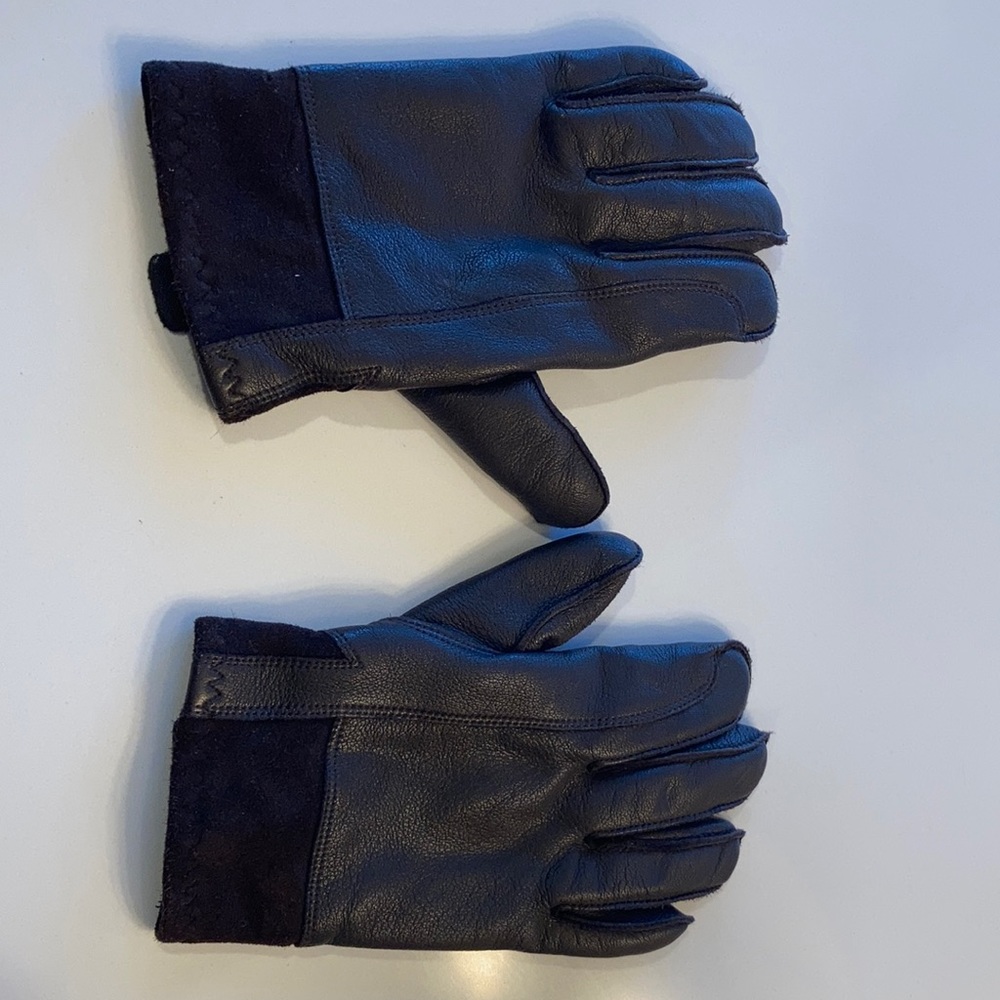 UGG leather glove with faux fur lining